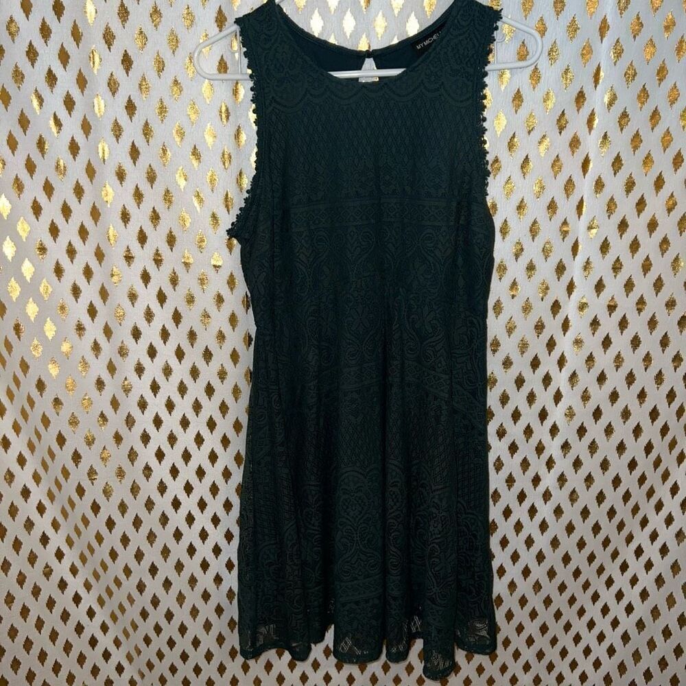 My Michelle lace Green dress size M